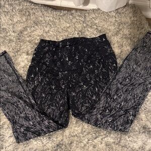 All in Motion Monochrome Patterned Leggings